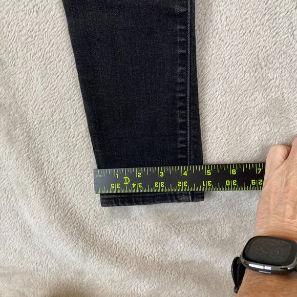 Levis Woman's 711 Skinny Jeans 26x32 Black Stretch Denim - Picture 6 of 12